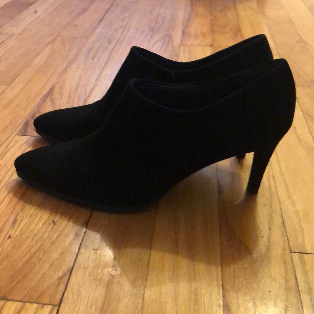 Stuart Weitzman black Standin booties. Worn once. Perfect Condition!